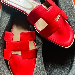 Gorgeous Designer Women Flats Size 7